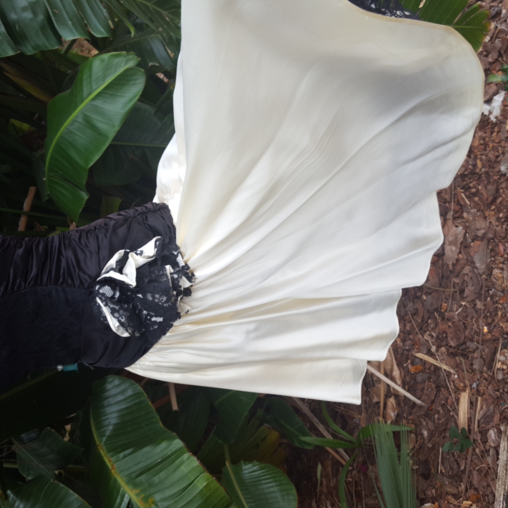 drop waist strapless corset, assymetric dress - Picture 4 of 13